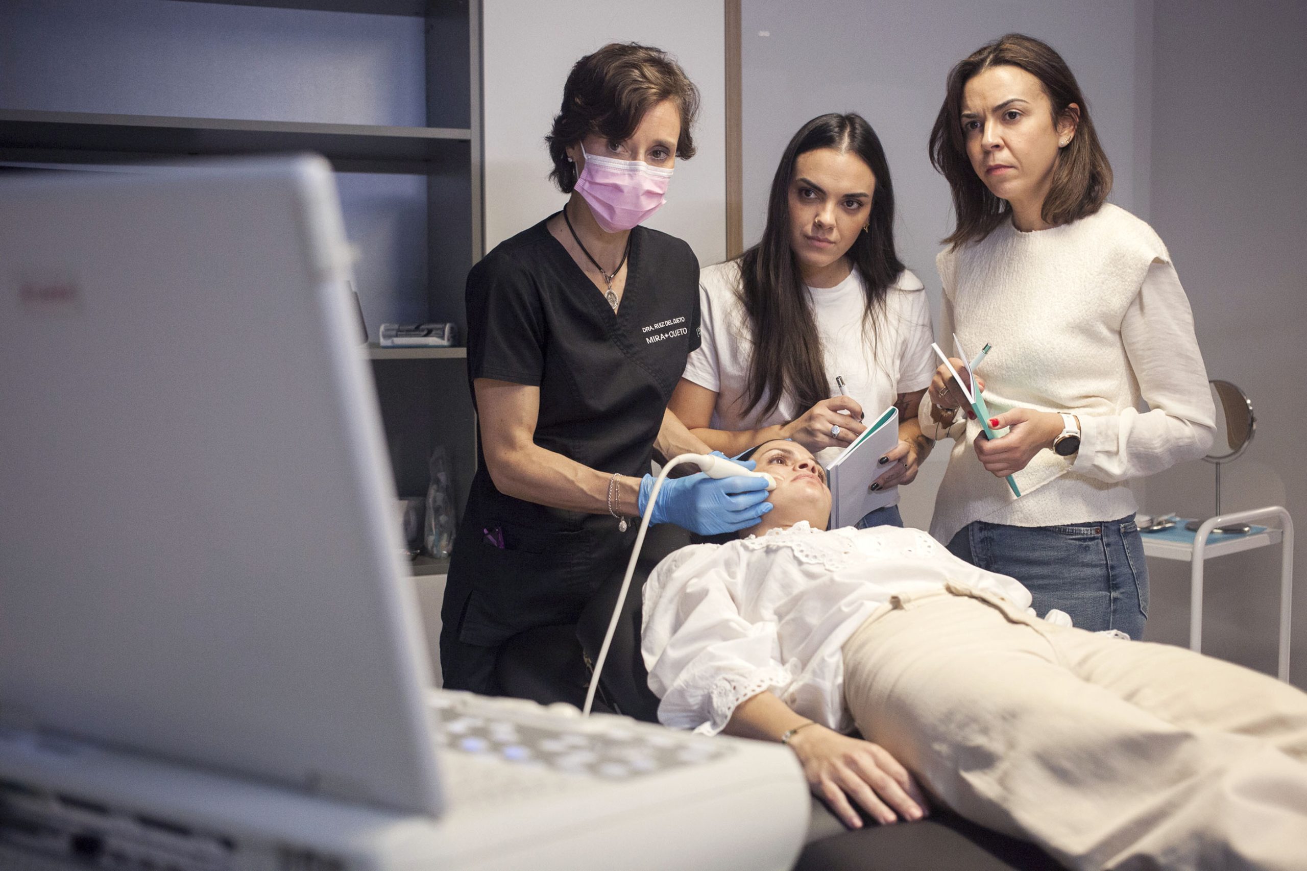 CURSO DE ECOGRAFÍA EN MEDICINA ESTÉTICA AU+